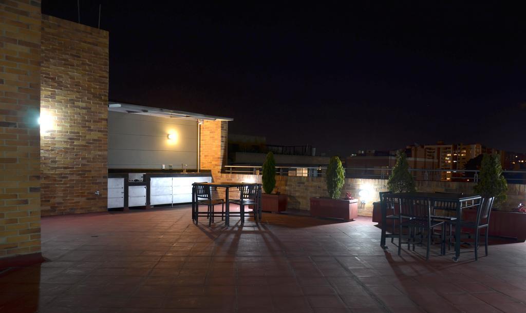 بوغوتا 122 Plaza Apartahotel المظهر الخارجي الصورة